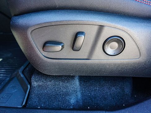 New 2026 Chevrolet Traverse RS w/ LPO, Floor Liner Package image 33