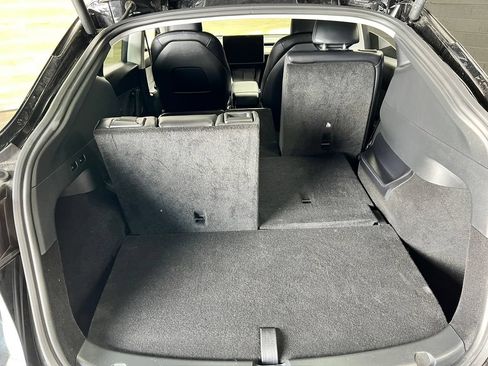 Used 2025 Tesla Model Y Long Range AWD/4WD image 22