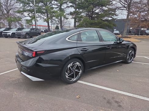 Used 2024 Hyundai Sonata SEL w/ Convenience Package image 5