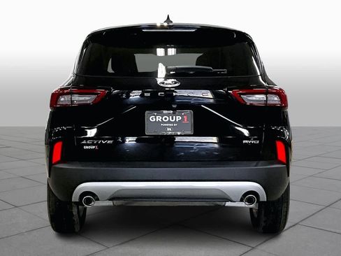 Used 2025 Ford Escape Active w/ Cold Weather Package image 5
