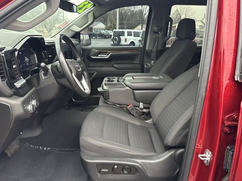 Used 2023 GMC Sierra 1500 Elevation image 12