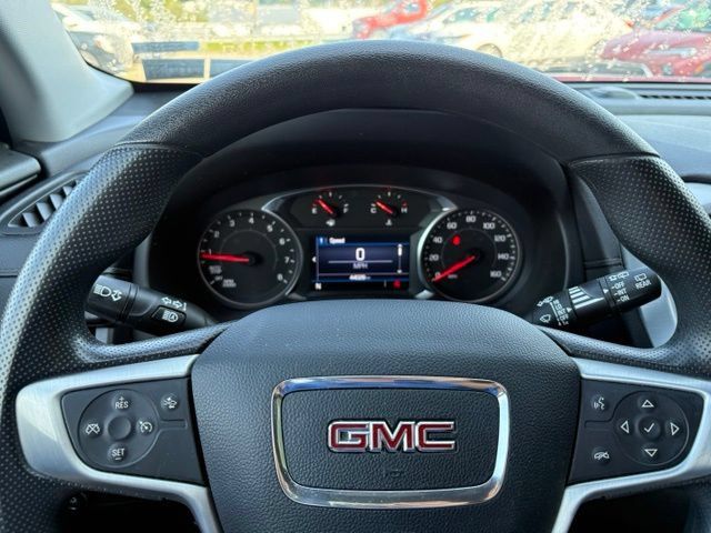 Used 2024 GMC Terrain SLE w/ Driver Convenience Package AWD/4WD image 19