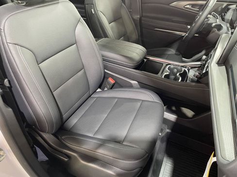 Used 2026 Chevrolet Traverse LT w/ Sun and Wheel Package AWD/4WD image 25