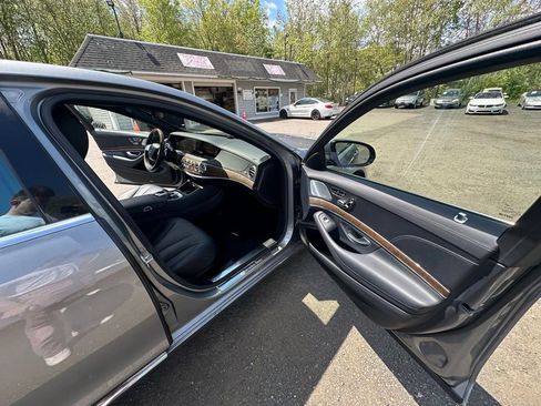 Used 2015 Mercedes-Benz S 550 4MATIC Sedan image 19