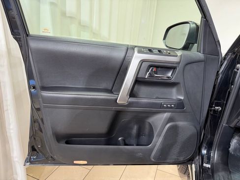 Certified 2019 Toyota 4Runner Limited AWD/4WD image 15