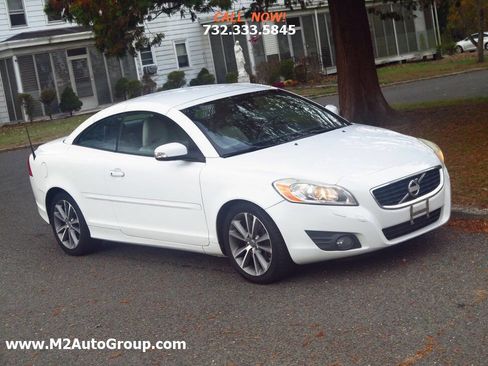 Used 2012 Volvo C70 T5 image 28