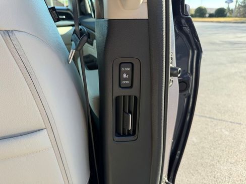 New 2026 Honda Odyssey Touring image 18