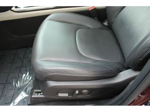 Used 2022 Kia Carnival SX Prestige image 22