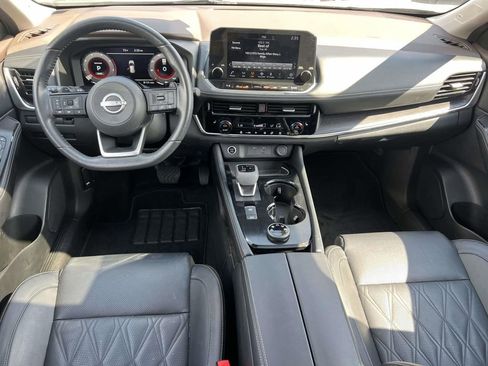 Used 2023 Nissan Rogue Platinum image 13