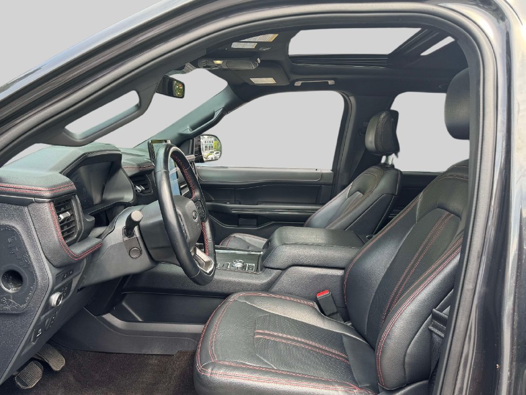 Used 2022 Ford Expedition Max Limited AWD/4WD image 18