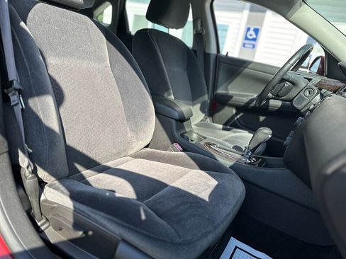 Used 2013 Chevrolet Impala LT FWD image 14