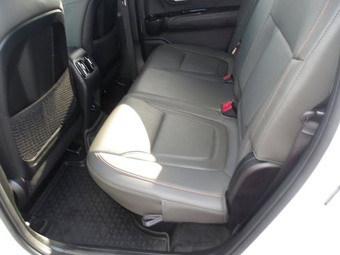 Certified 2024 Hyundai Santa Cruz Limited image 11