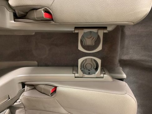 Used 2019 Lexus GX 460 image 37