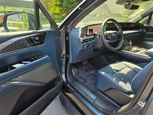 New 2025 Cadillac Escalade IQ Sport 2 image 20