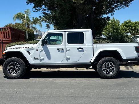 New 2025 Jeep Gladiator Rubicon image 7