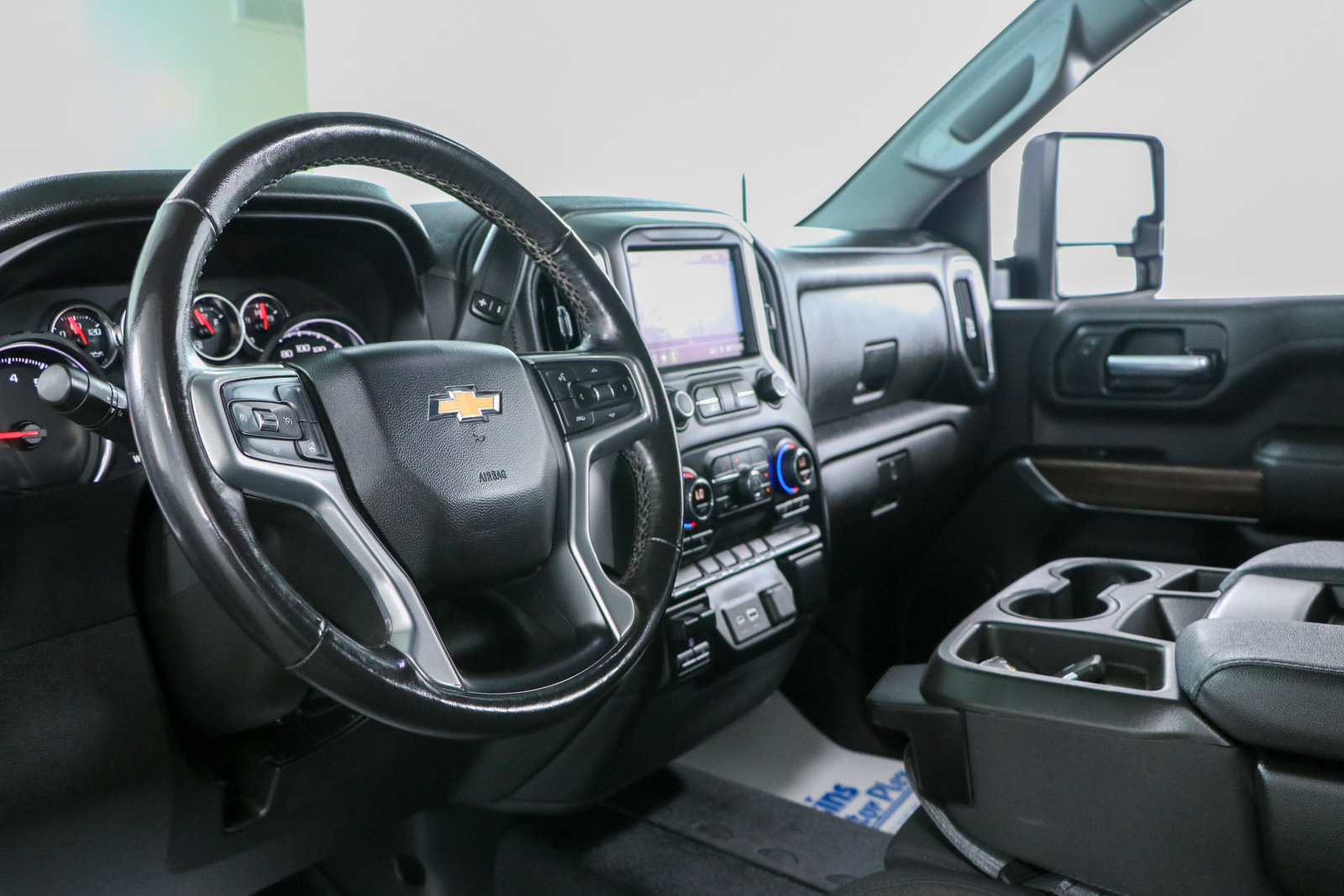 Used 2023 Chevrolet Silverado 2500 LT w/ Convenience Package AWD/4WD image 25