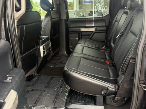 Used 2020 Ford F250 Lariat w/ Lariat Value Package AWD/4WD image 17