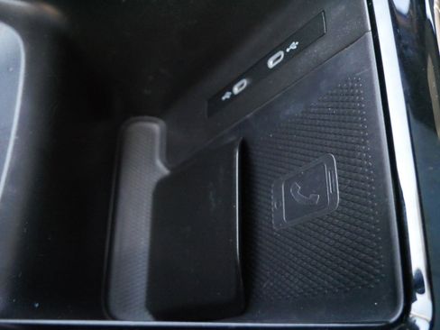 Used 2023 Volkswagen ID.4 Pro S image 30