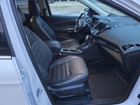 Used 2015 Ford Escape Titanium w/ Equipment Group 301A image 33