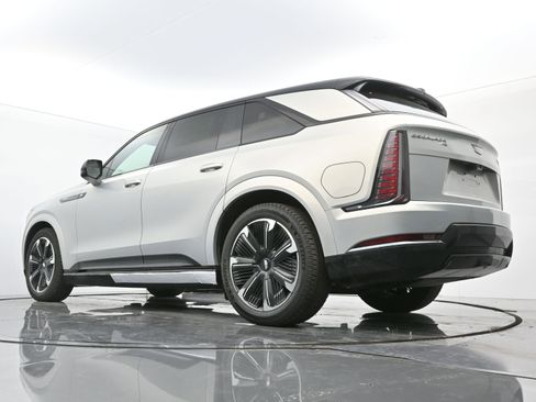 New 2025 Cadillac Escalade IQ Sport 2 image 17