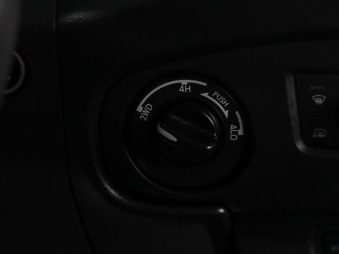 Used 2023 Nissan Frontier PRO-4X w/ Pro Convenience Package AWD/4WD image 22