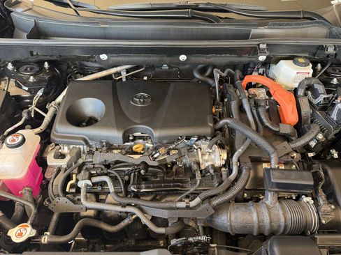 Used 2025 Toyota RAV4 LE image 36