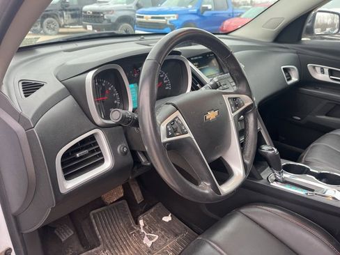 Used 2016 Chevrolet Equinox LTZ w/ Enhanced Convenience Package image 12