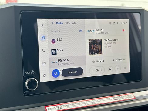 Certified 2025 Toyota 4Runner TRD Off-Road image 18