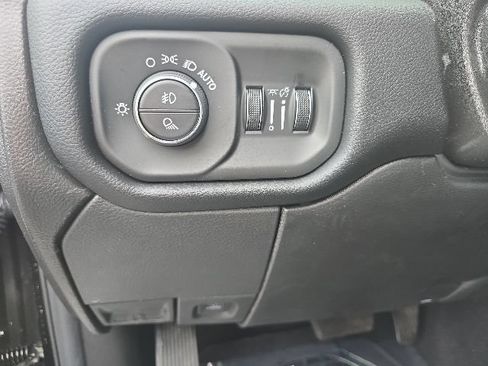 New 2026 RAM 2500 Laramie AWD/4WD image 11