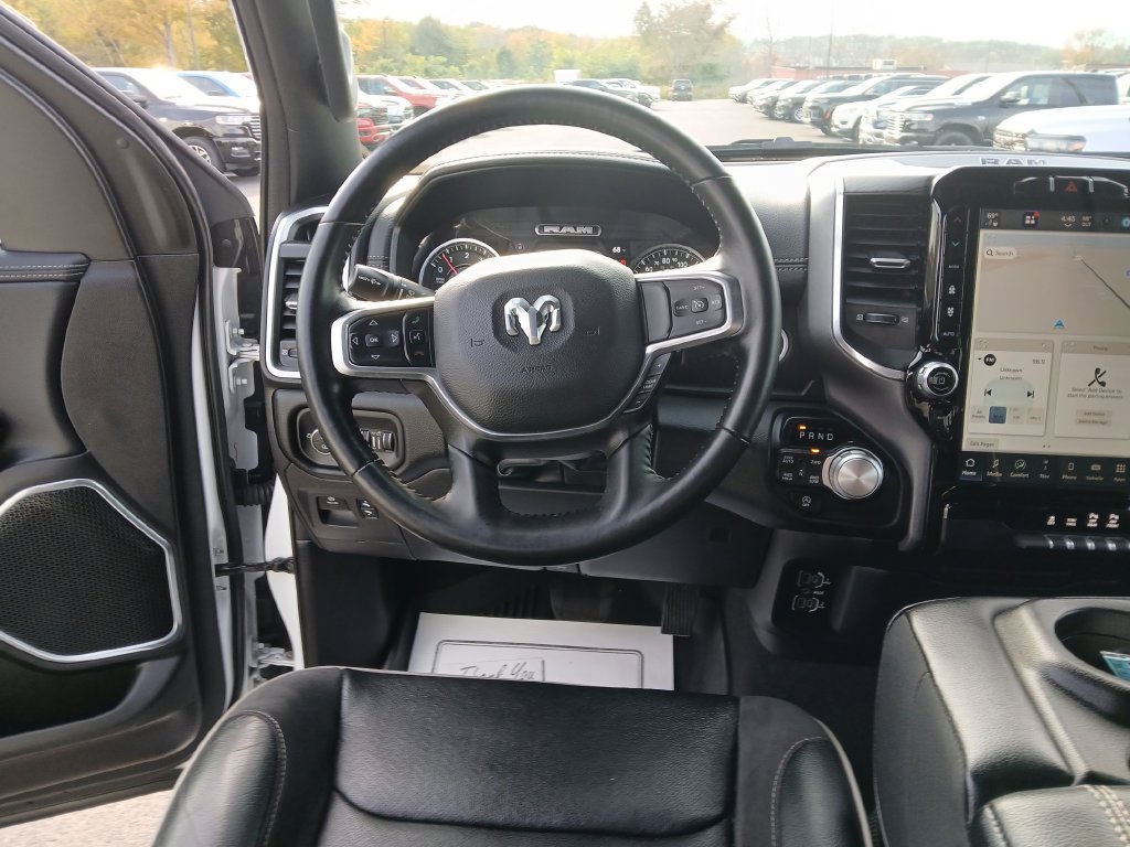 Used 2023 RAM 1500 Laramie AWD/4WD image 15