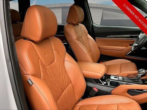 Used 2024 Kia Telluride SX Prestige X-Line AWD/4WD image 7