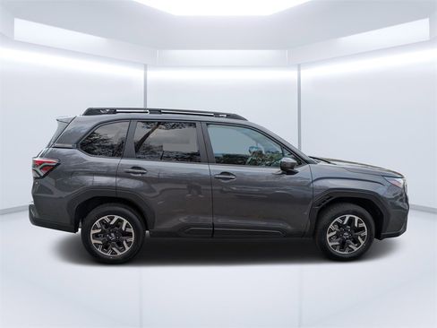 New 2026 Subaru Forester Premium image 2