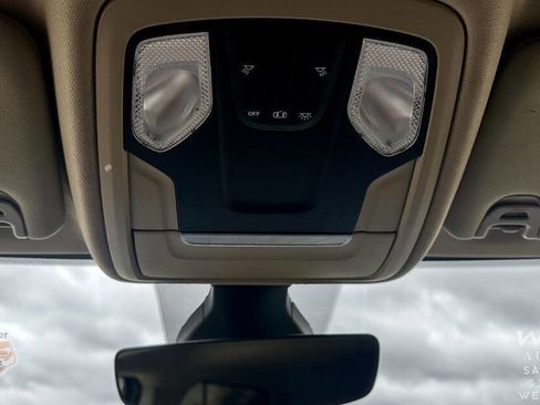 Used 2019 RAM 2500 Big Horn image 28