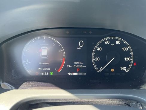 Used 2025 Honda HR-V LX image 12