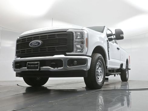 New 2026 Ford F350 XL w/ XL Chrome Package image 40