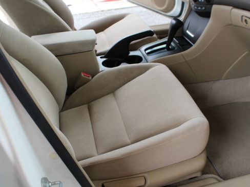 Used 2004 Honda Accord LX image 20