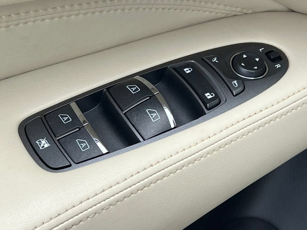 Used 2020 INFINITI QX60 Pure AWD/4WD image 18