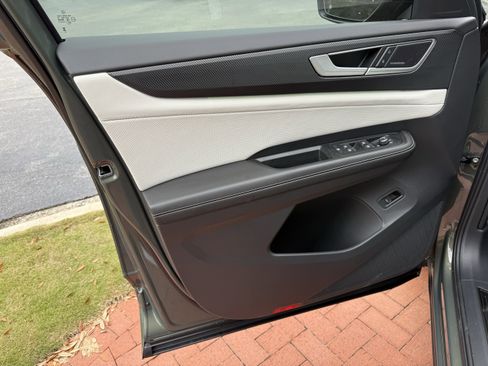 New 2026 Volkswagen Atlas Cross Sport SEL Premium R-Line image 15