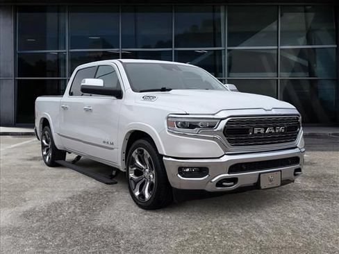 Used 2019 RAM 1500 Limited AWD/4WD image 2