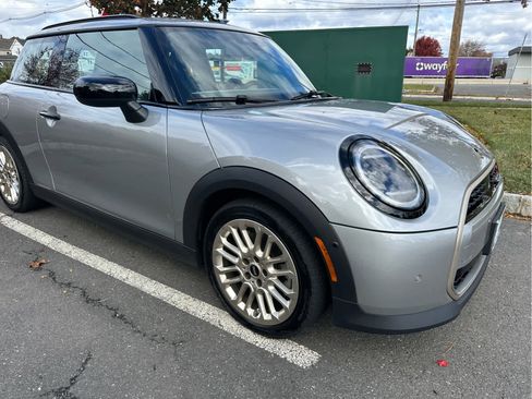 Used 2025 MINI Cooper S image 5