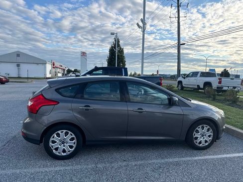 Used 2012 Ford Focus SE FWD image 4
