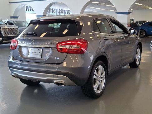 Used 2017 Mercedes-Benz GLA 250 4MATIC image 6