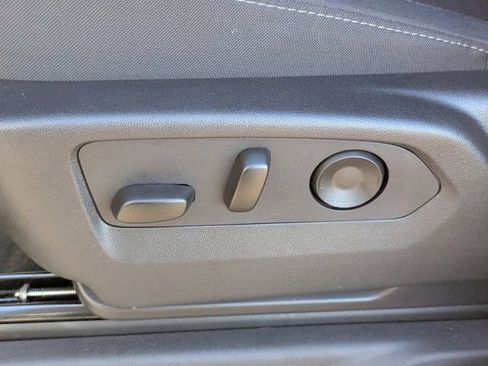 Used 2025 Chevrolet Silverado 1500 LT w/ All Star Edition Plus image 23