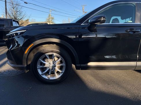 Used 2025 Honda CR-V EX image 6