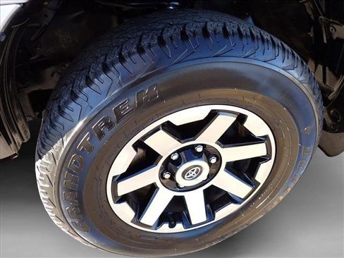 Used 2023 Toyota 4Runner TRD Off-Road image 7