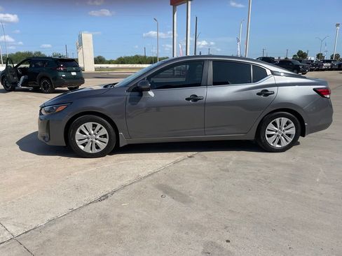Certified 2024 Nissan Sentra S FWD image 4