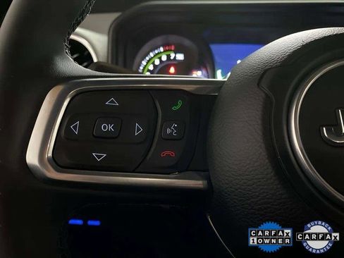 Used 2025 Jeep Wrangler Unlimited Sahara w/ Safety Group image 27