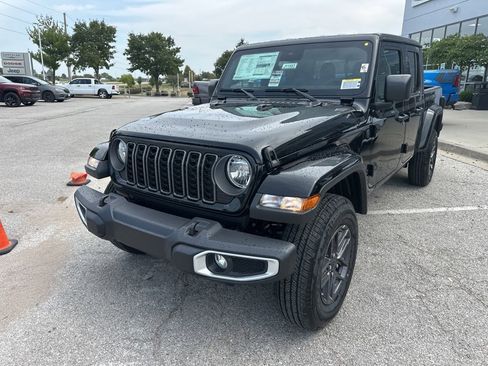New 2025 Jeep Gladiator Sport image 11