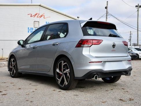 New 2026 Volkswagen GTI SE image 5