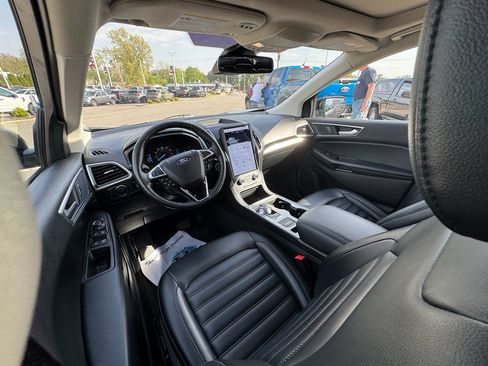 Certified 2022 Ford Edge SEL w/ Convenience Package AWD/4WD image 25